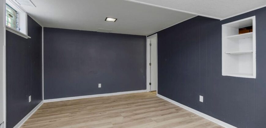 4301 NW 51st Street, Kansas City, MO 64151