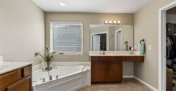 10201 N Willow Avenue, Kansas City, MO 64157