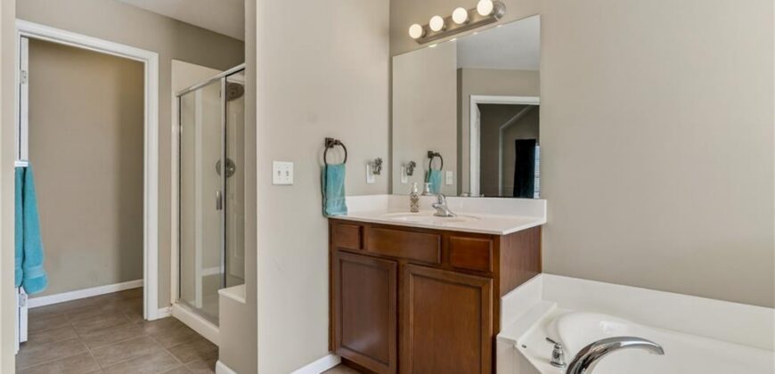 10201 N Willow Avenue, Kansas City, MO 64157