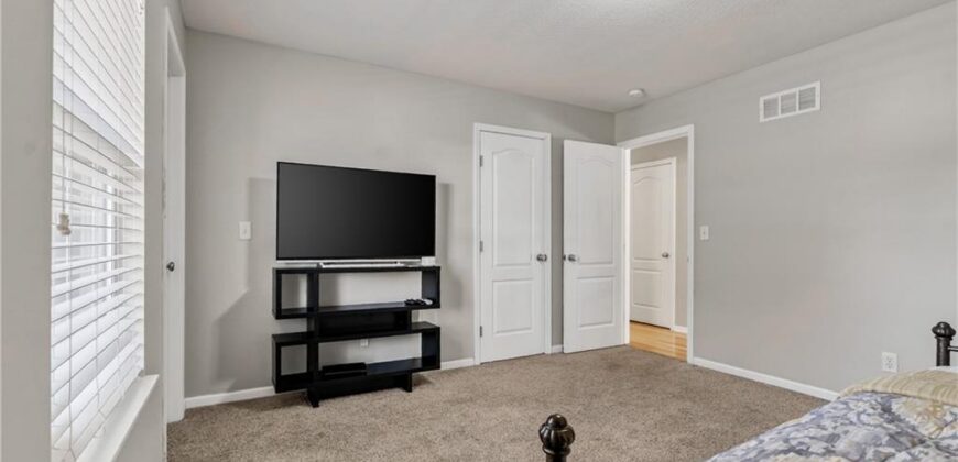 10201 N Willow Avenue, Kansas City, MO 64157
