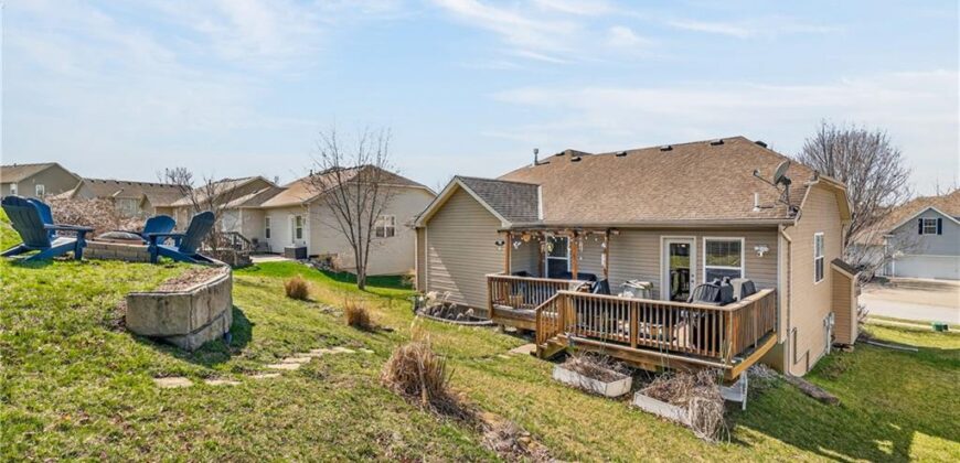 10201 N Willow Avenue, Kansas City, MO 64157