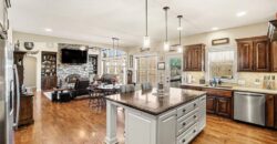 18401 SSR-W Highway, Smithville, MO 64089