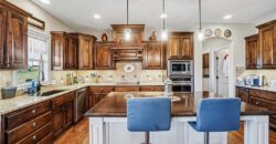 18401 SSR-W Highway, Smithville, MO 64089