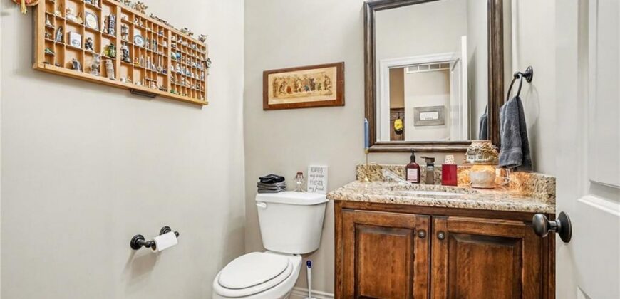 18401 SSR-W Highway, Smithville, MO 64089
