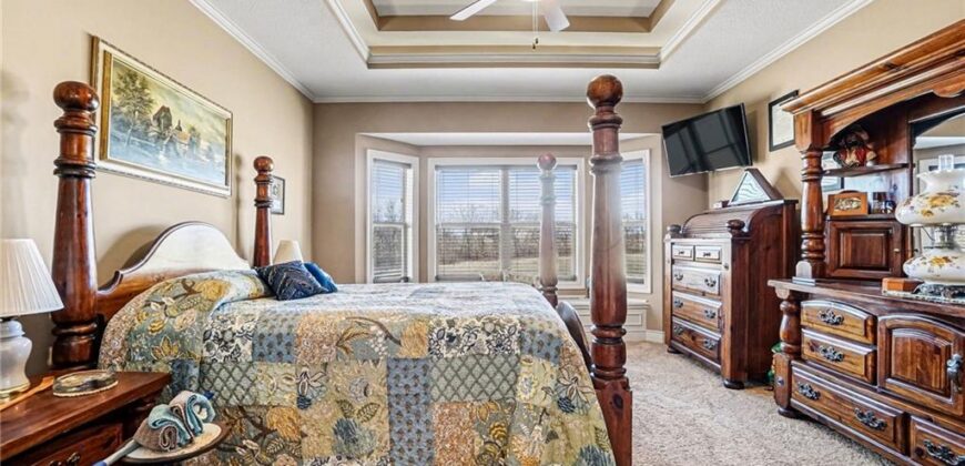 18401 SSR-W Highway, Smithville, MO 64089