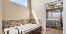 18401 SSR-W Highway, Smithville, MO 64089