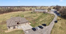 18401 SSR-W Highway, Smithville, MO 64089