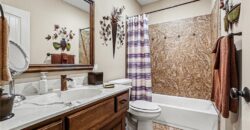18401 SSR-W Highway, Smithville, MO 64089