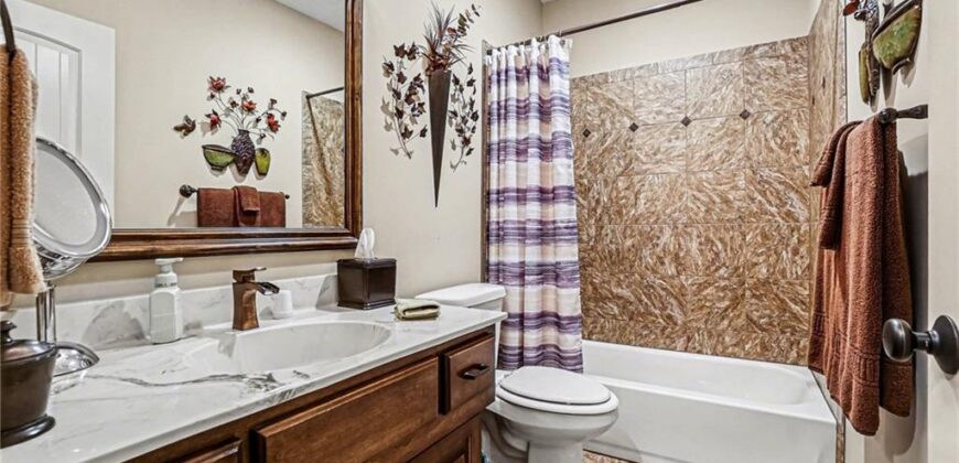 18401 SSR-W Highway, Smithville, MO 64089