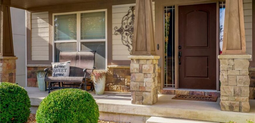 10312 N Tullis Drive, Kansas City, MO 64157