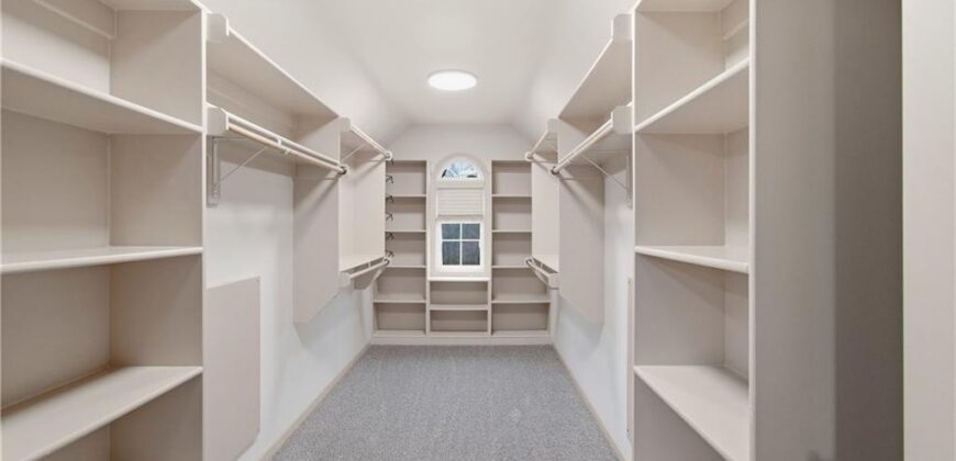 3812 NE 94th Terrace, Kansas City, MO 64156