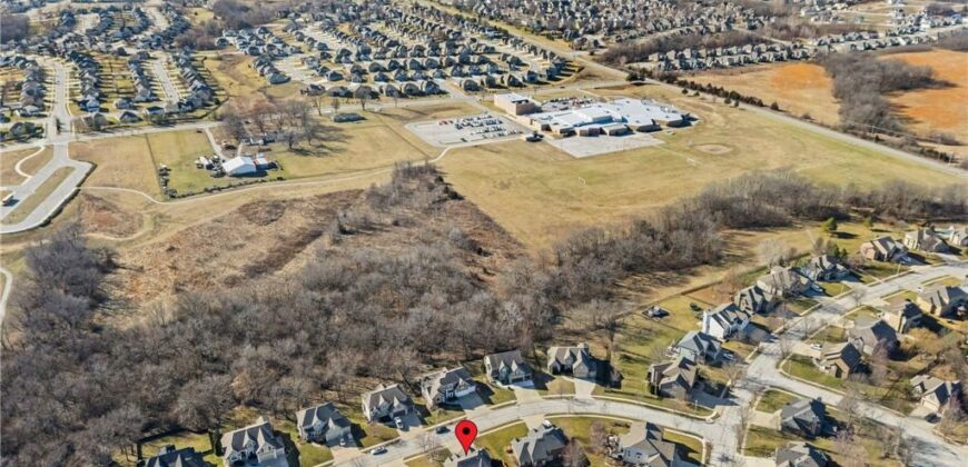 3812 NE 94th Terrace, Kansas City, MO 64156