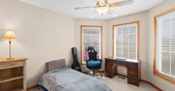 202 Prairie Rose Circle, Smithville, MO 64089