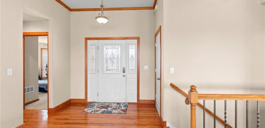 202 Prairie Rose Circle, Smithville, MO 64089