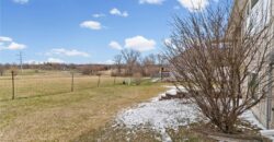 202 Prairie Rose Circle, Smithville, MO 64089