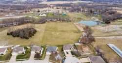 202 Prairie Rose Circle, Smithville, MO 64089