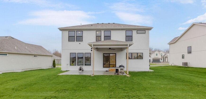 2327 Fishing Lane, Kearney, MO 64060