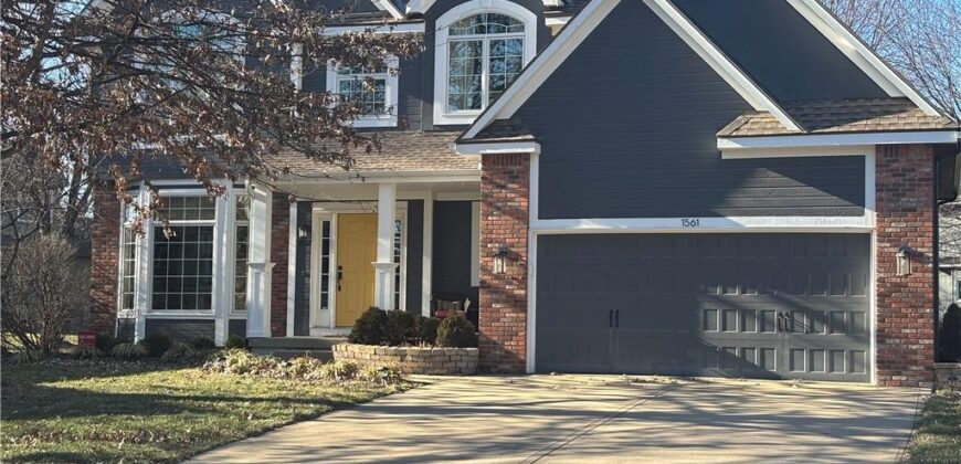 1561 Parkside Drive, Liberty, MO 64068