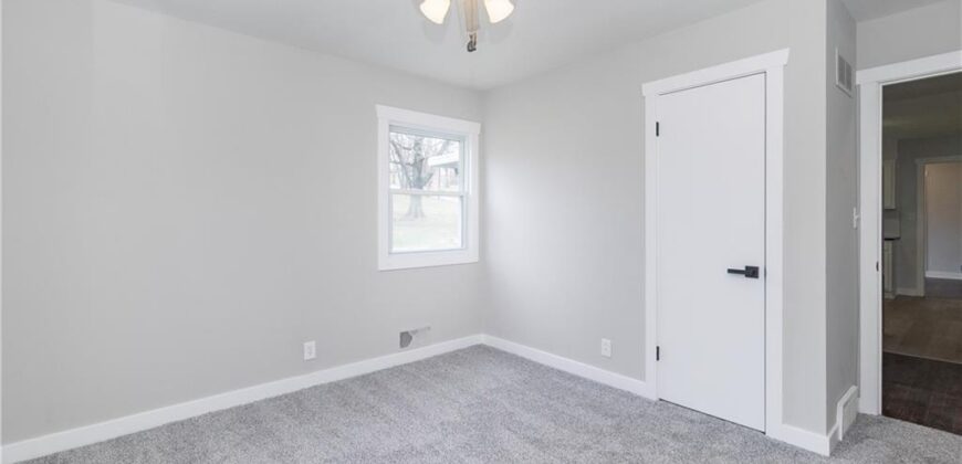 5317 Waukomis Drive, Kansas City, MO 64151