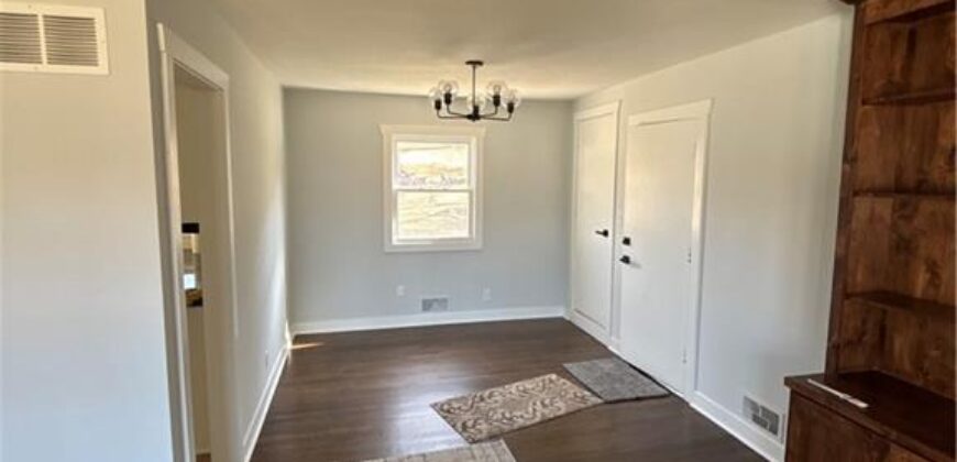 5317 Waukomis Drive, Kansas City, MO 64151