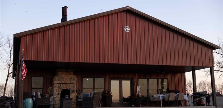 21195 Edgerton Junction Road, Dearborn, MO 64439