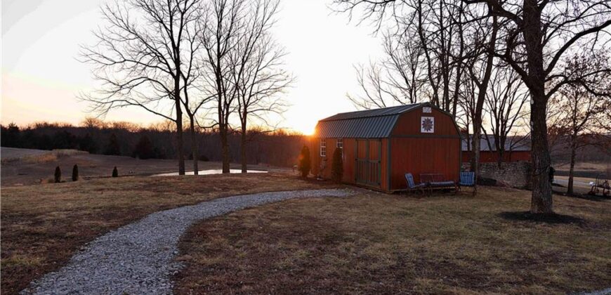 21195 Edgerton Junction Road, Dearborn, MO 64439
