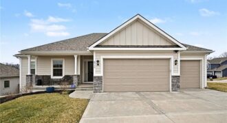 8715 NW 74th Terrace, Kansas City, MO 64152
