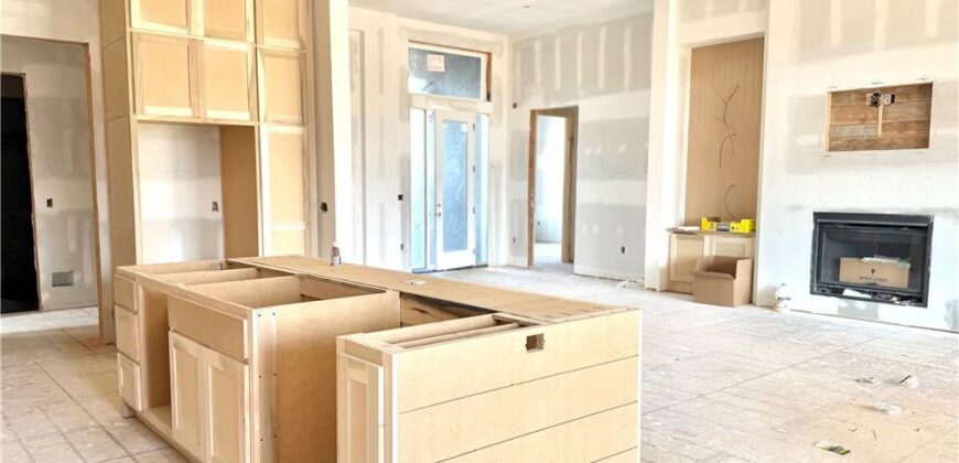 7645 N Booth Avenue, Kansas City, MO 64158