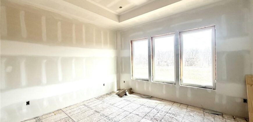 7645 N Booth Avenue, Kansas City, MO 64158