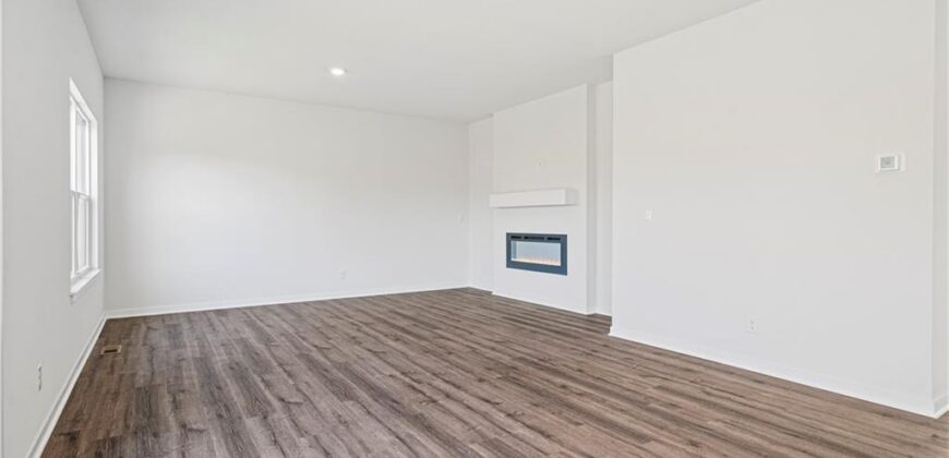 10720 N Richmond Avenue, Kansas City, MO 64157