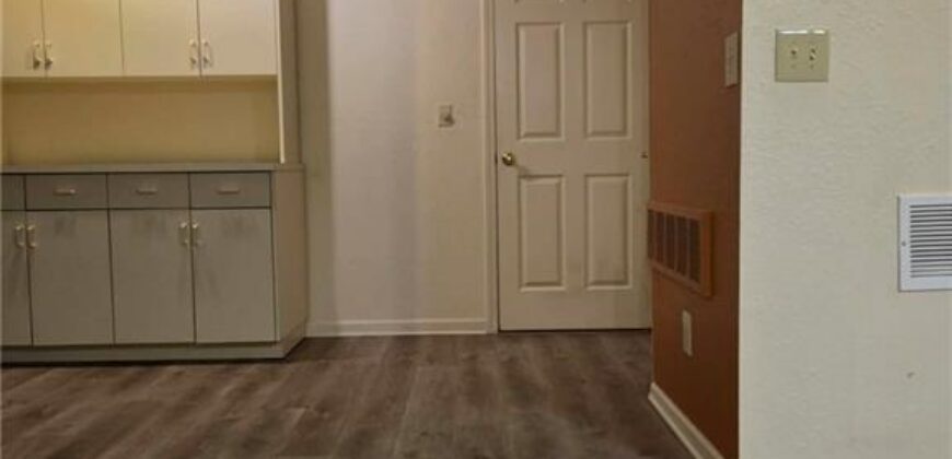 2428 Little Blue Court, Liberty, MO 64068