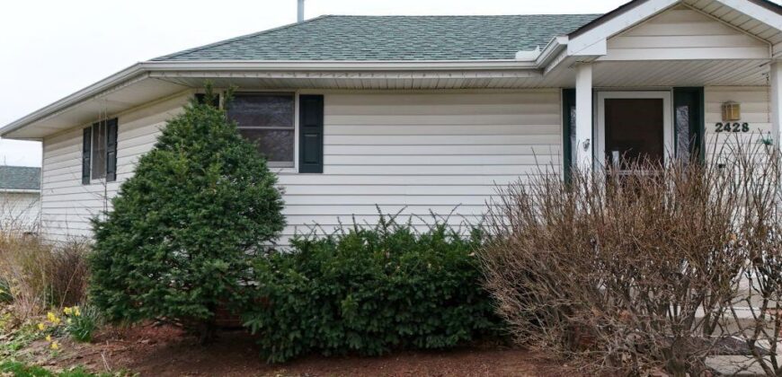 2428 Little Blue Court, Liberty, MO 64068