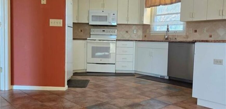 2428 Little Blue Court, Liberty, MO 64068