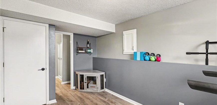 440 N Grover Street, Liberty, MO 64068