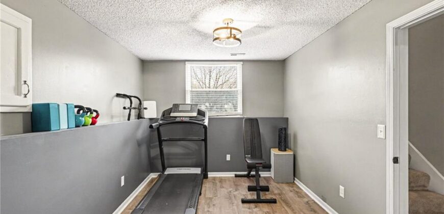 440 N Grover Street, Liberty, MO 64068