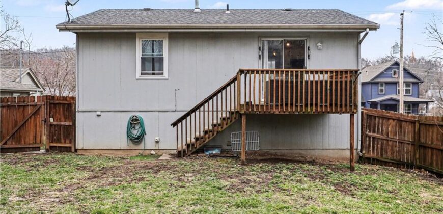 440 N Grover Street, Liberty, MO 64068