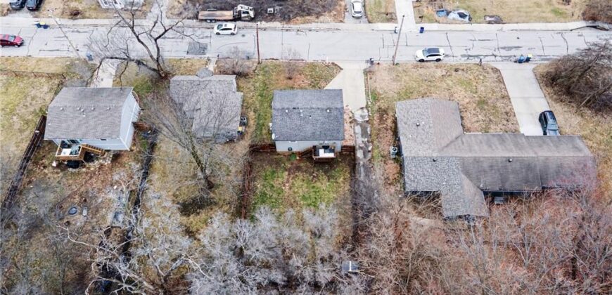 440 N Grover Street, Liberty, MO 64068