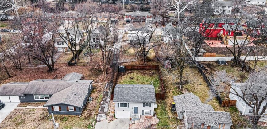 440 N Grover Street, Liberty, MO 64068