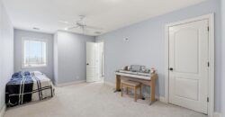 7060 N National Drive, Parkville, MO 64152