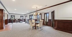 7060 N National Drive, Parkville, MO 64152