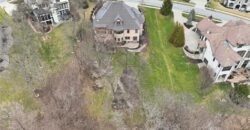 7060 N National Drive, Parkville, MO 64152