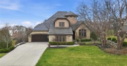 7060 N National Drive, Parkville, MO 64152