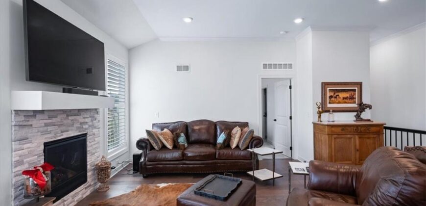 10715 N Fisk Avenue, Kansas City, MO 64154