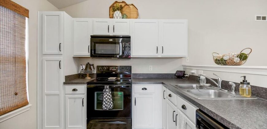 8010 N Drury Avenue, Kansas City, MO 64119