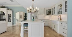 223 NW North Shore Drive, Lake Waukomis, MO 64151