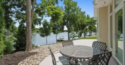 223 NW North Shore Drive, Lake Waukomis, MO 64151