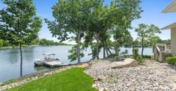 223 NW North Shore Drive, Lake Waukomis, MO 64151