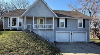 1206 Campbell Street, Liberty, MO 64068