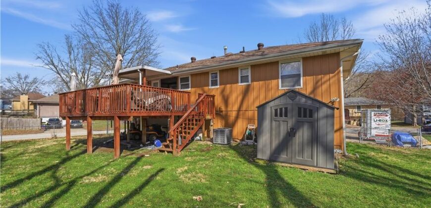 6494 Delta Avenue, Kansas City, MO 64151