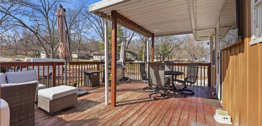 6494 Delta Avenue, Kansas City, MO 64151